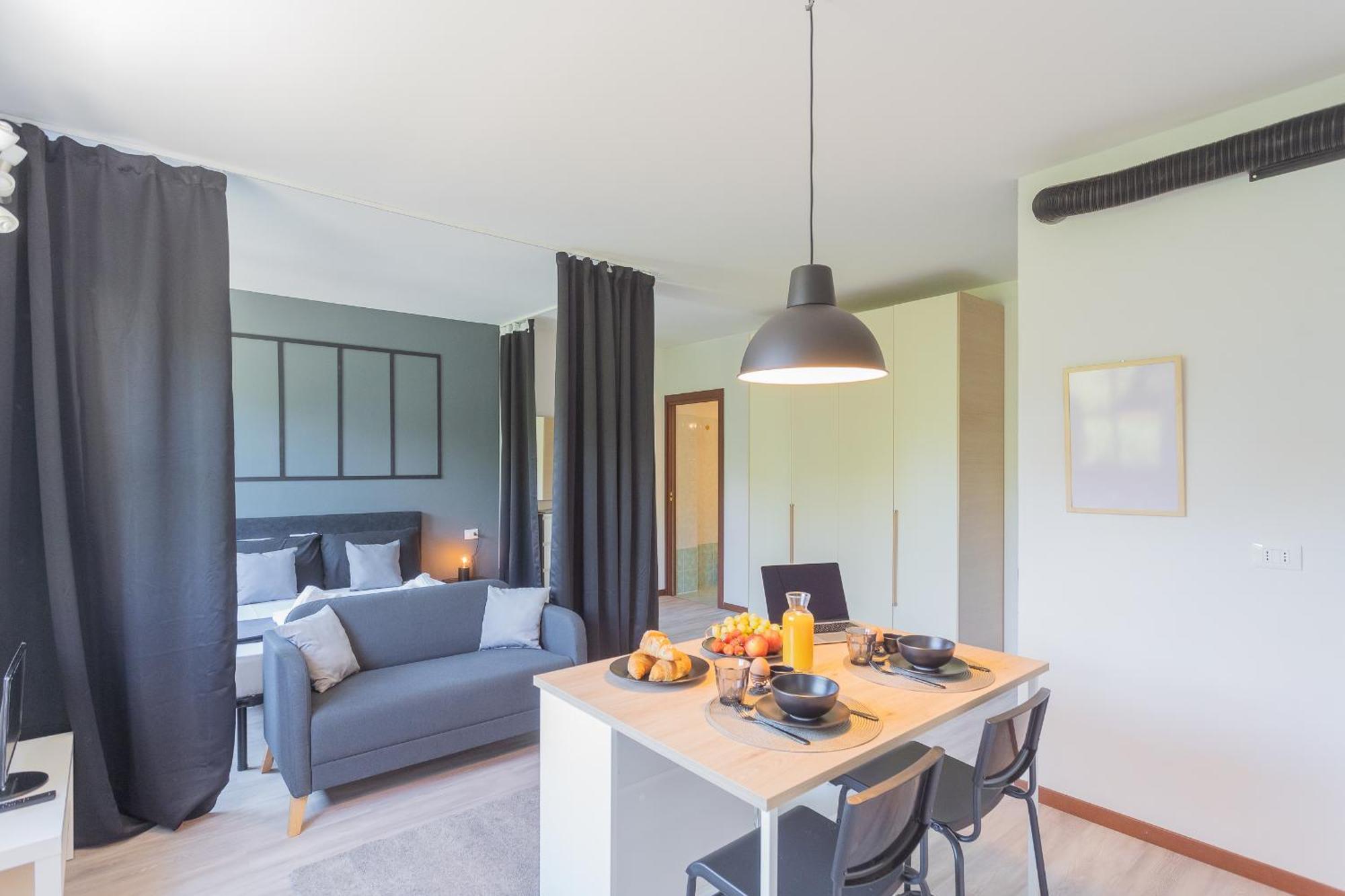 Black Loft Como By Rent All קומו מראה חיצוני תמונה